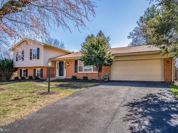 11225 Stamper Ct, Oakton, VA 22124