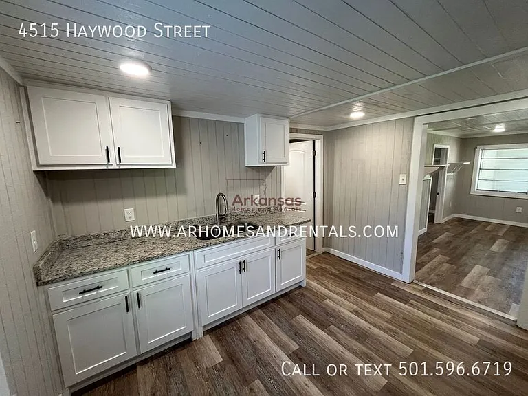 4515 Haywood St N — Photo 5