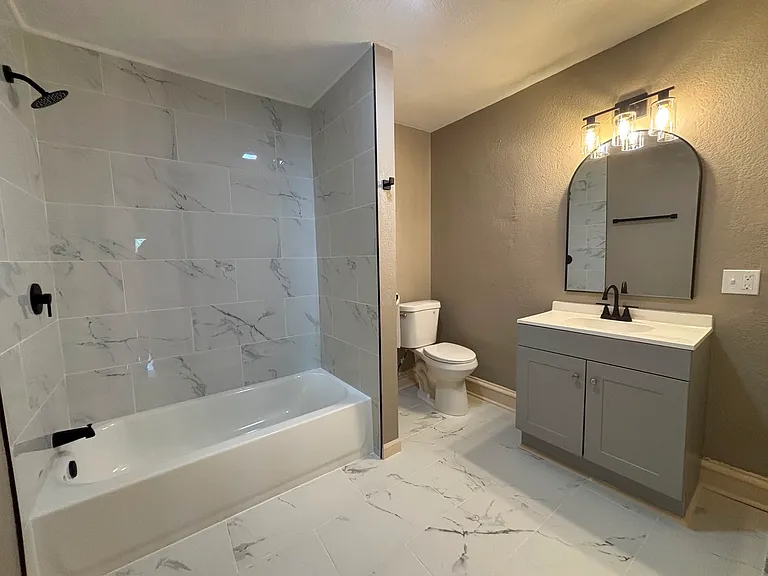 4423 Flora Ave — Photo 17