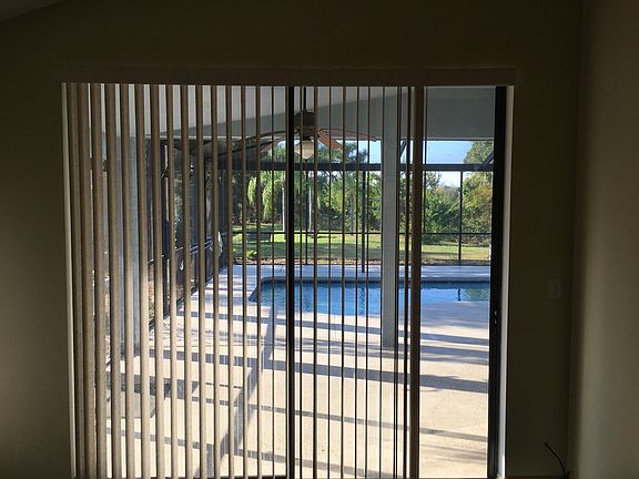 5th image of 9613 Glenox Ln