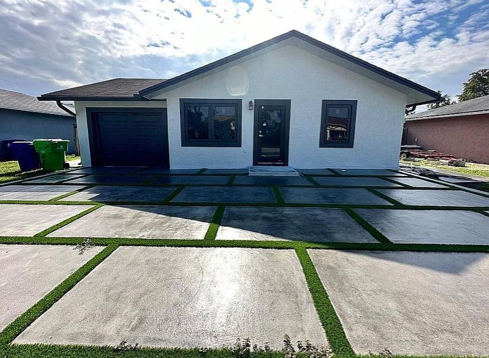 1st image of 2824 NW 109th Avenue