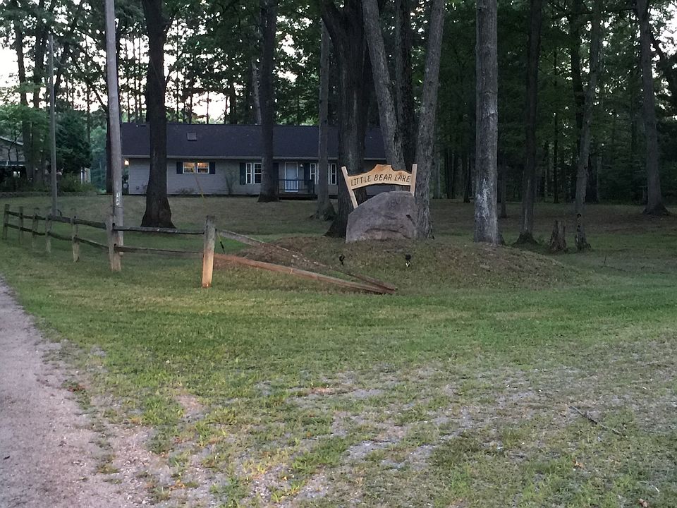 1st image of 150 S Kellogg Dr