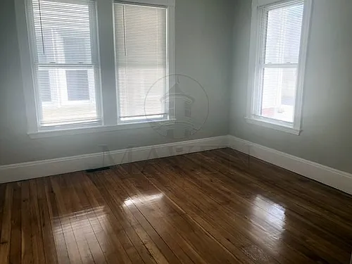 13 Lincoln St #1 Photo 1