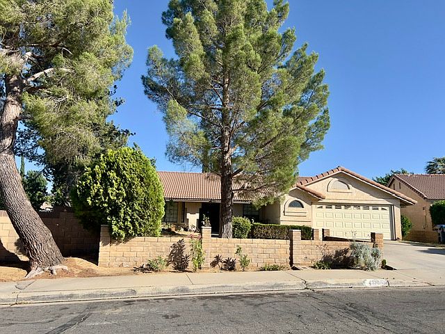 1st image of 4730 Avenida Vista Verde