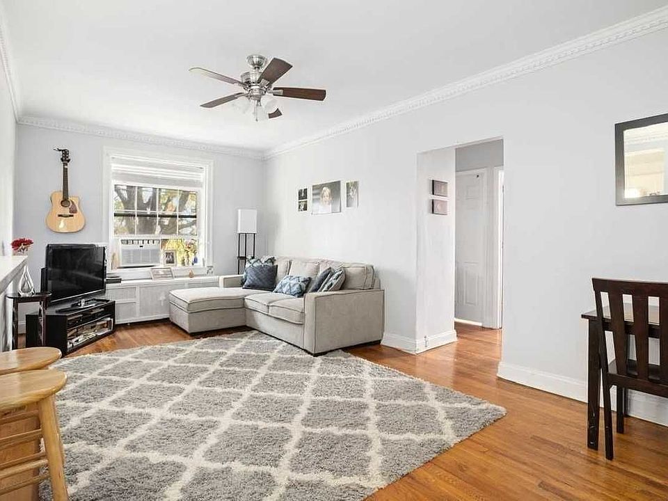 1st image of 56-05 31st Ave #2N