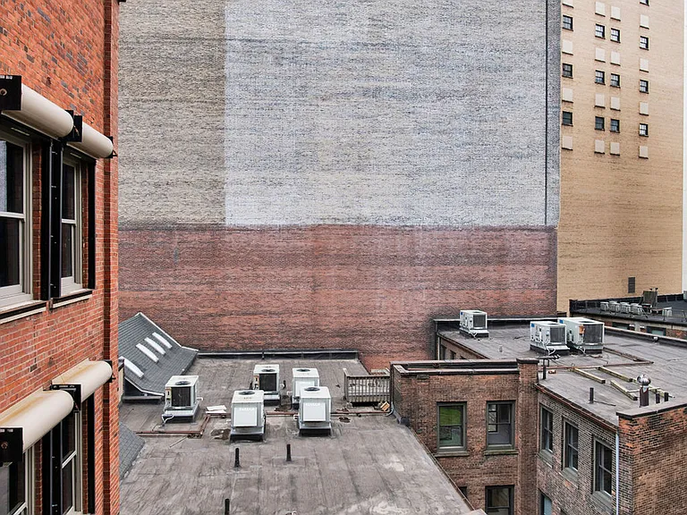 Ivory on Euclid — Photo 19