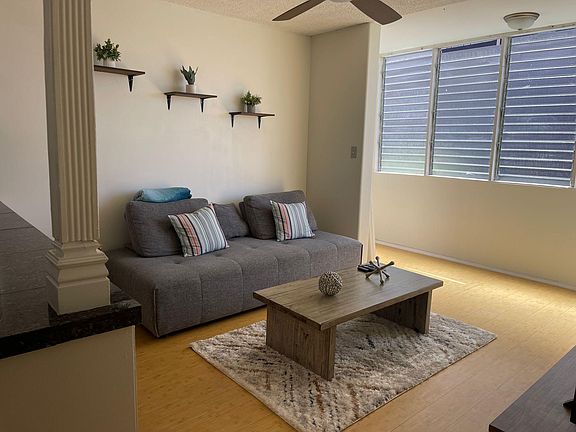 2nd image of 814 Kinau St APT 405