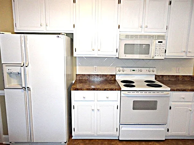 4812 Forest Highland Dr — Photo 3