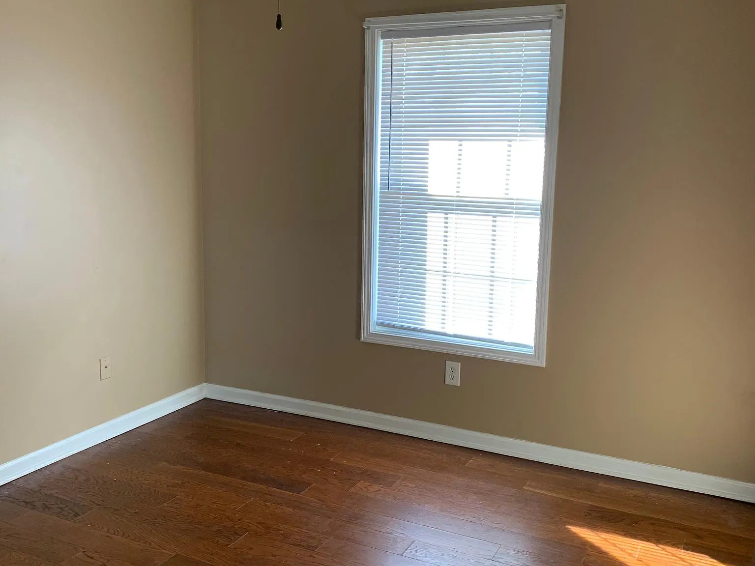 3 bed, 1210 sqft, $1,650 — Photo 4
