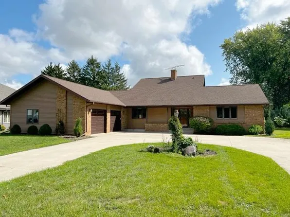 903 Nordane Ave, Ripon, WI 54971