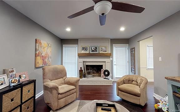 5th image of 4825 Craigwood Dr