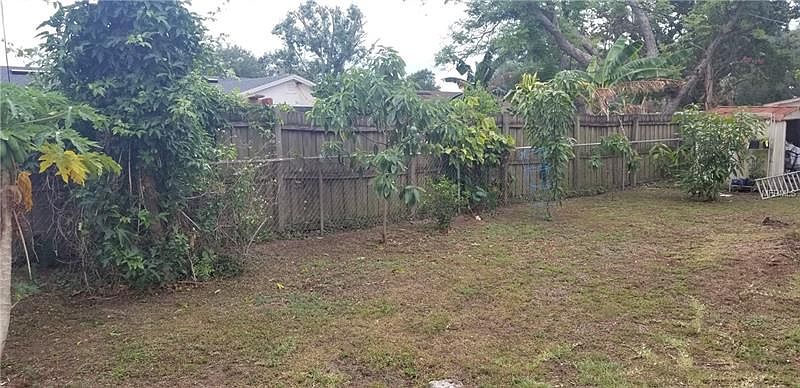 2nd image of 2119 Smithfield Pl