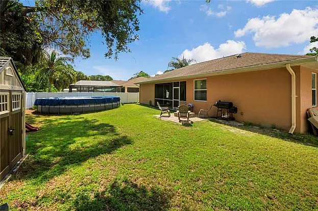 1858 Norvell Ave — Photo 114