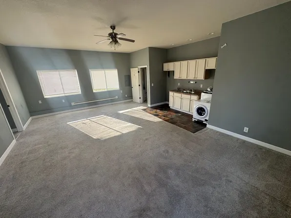 825 Grant Place, 825 Grant Pl APT A, Canton, IL 61520