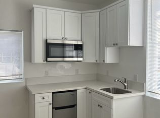 7466 Girard Ave STE 2, La Jolla, CA 92037