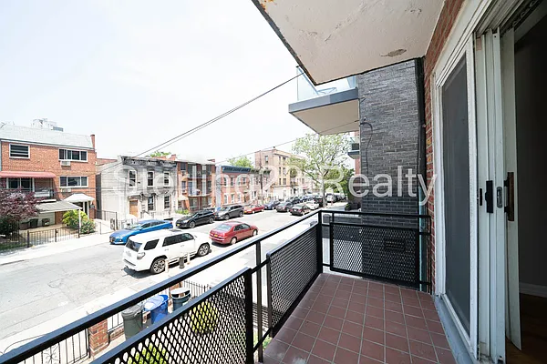 Rented by Sterling Realty Solution Inc | media 33