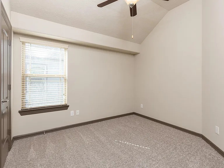 87 Aventura Pl — Photo 4