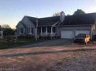 6401 Friendship Ledford Rd, Winston Salem, NC 27107