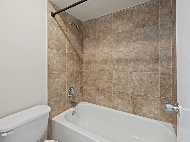 208 S Habana Ave #208B — Photo 28