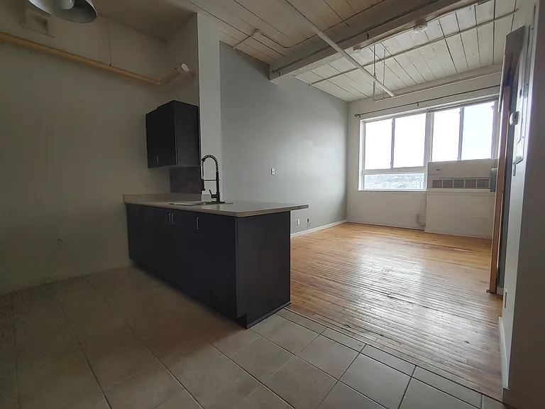 35 Water St S #308 — Photo 10