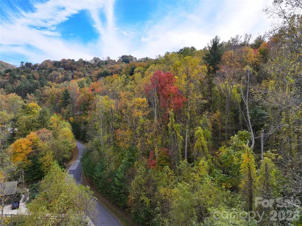 74 Longspur Ln #62R, Asheville, NC 28804