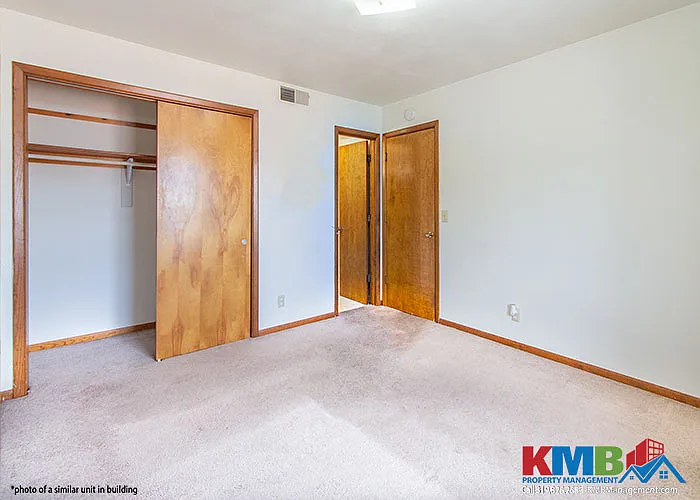 1050 Twixt Town Rd #10 — Photo 7