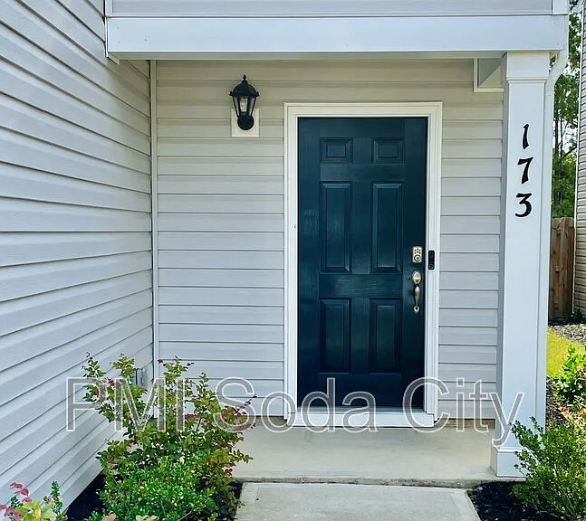 173 Dunham Rd — Photo 3