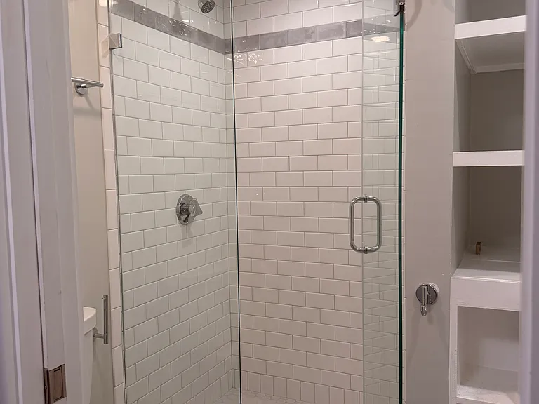 857 Beacon St #1 — Photo 4