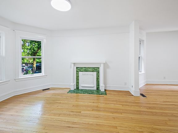 4th image of 2620 N Orchard St APT 3F