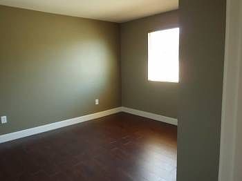 5th image of 716 Daniels Ave