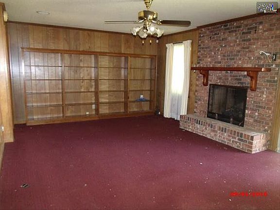 3rd image of 6411 Cloverdale Dr