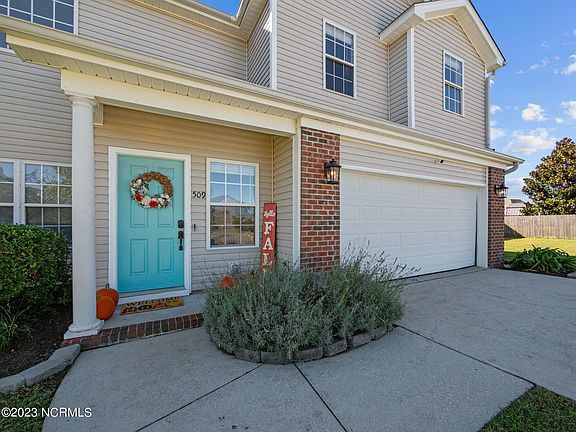 3rd image of 509 Pearl Valley Court