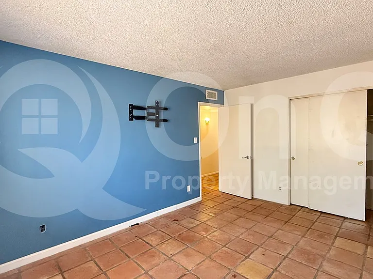 4604 E Riverside St — Photo 9