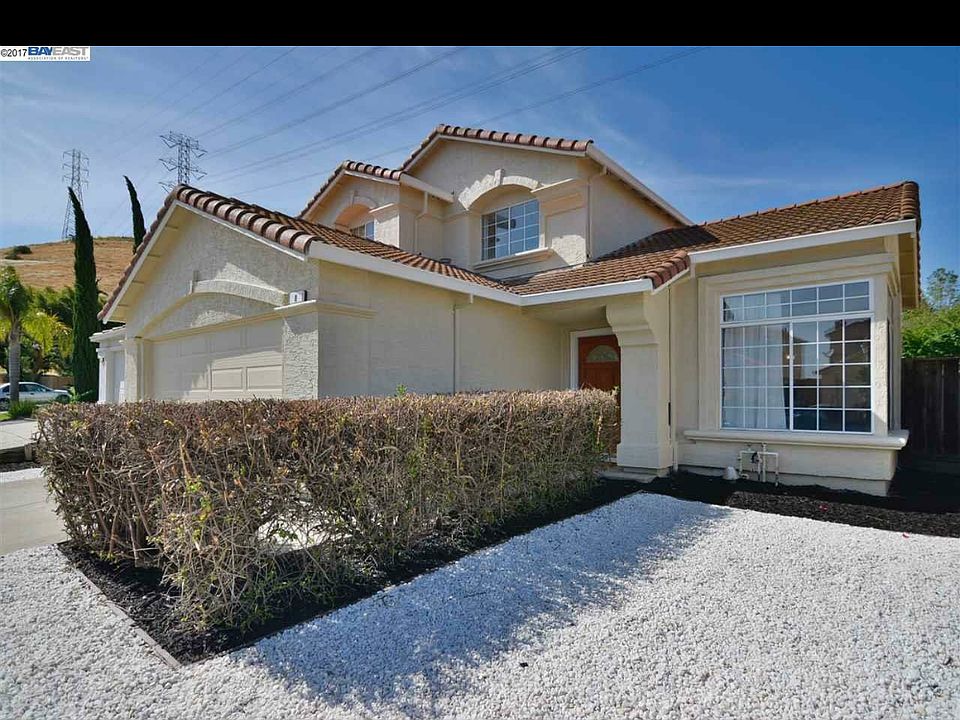 1st image of 7 Burlwood Ct