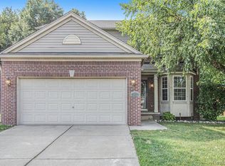 918 Deer Valley Rd, Holly, MI 48442