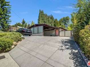 1547 Cerro Gordo St, Los Angeles, CA 90026