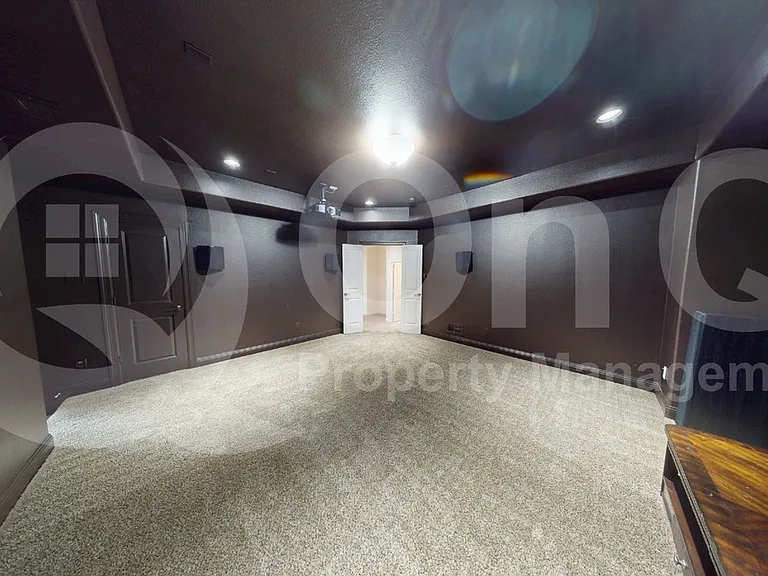 2707 Point Vista Dr — Photo 25