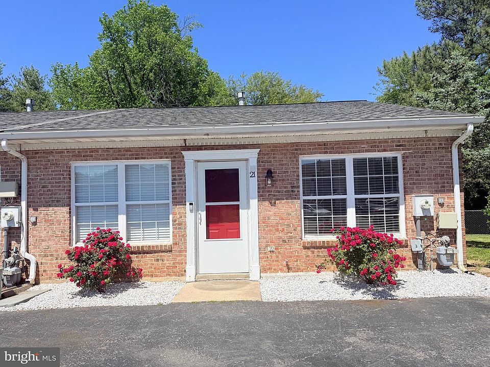 1st image of 21 Boxelder Ln