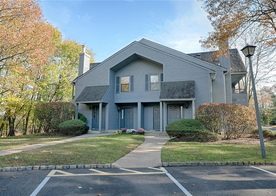 203 Woodhaven Dr Edison NJ Zillow