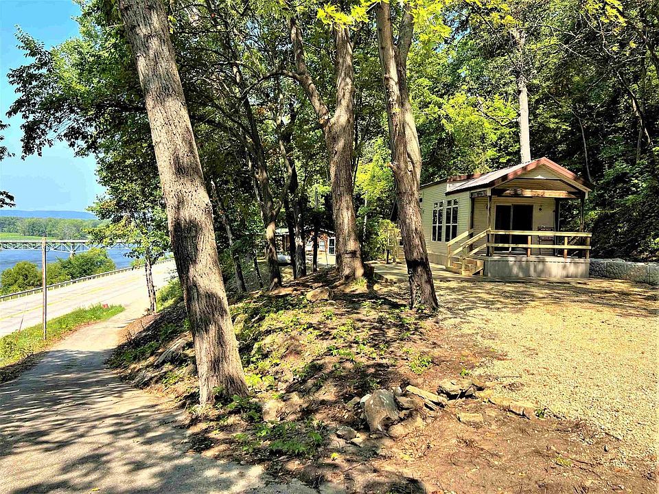 12214 Highway 35, De Soto, WI 54624 Zillow