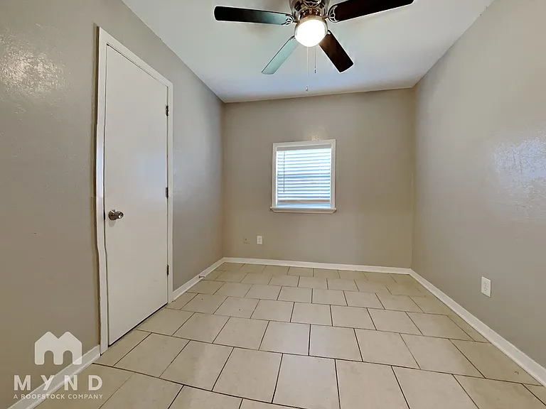 1302 Cardinal Dr #A — Photo 7