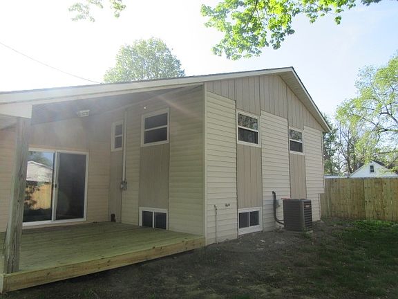 3rd image of 57565 Gano St