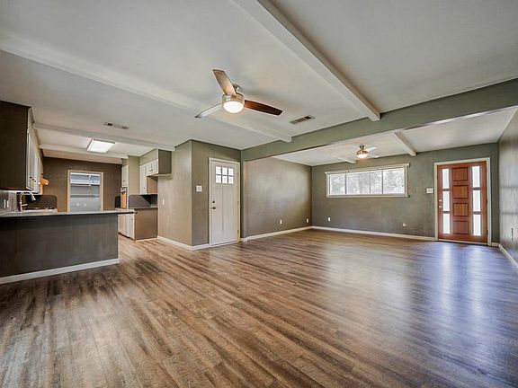 5th image of 314 Erskine Dr
