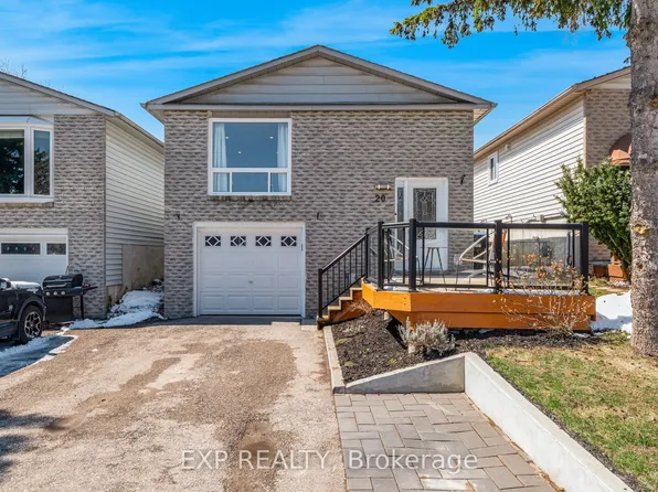 20 Longview Dr, Bradford West Gwillimbury, ON L3Z 2H2