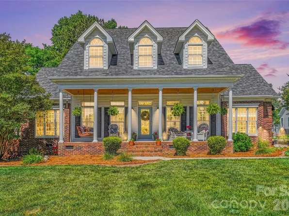 161 Sagemore Rd, Mooresville, NC 28117