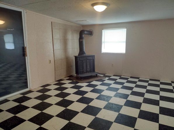 311 White Bass Ln, Livingston, TX 77351