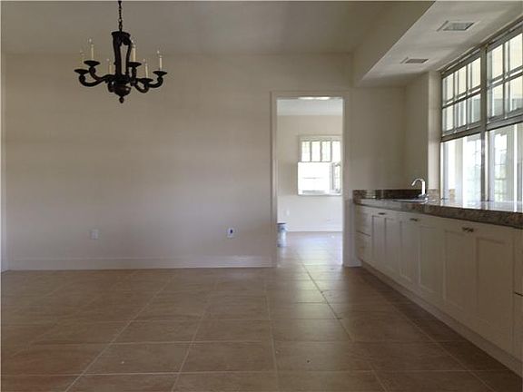 4th image of 1265 S Alhambra Cir