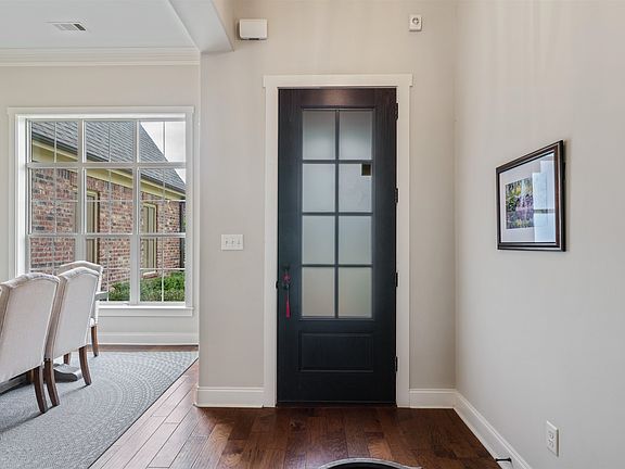 4th image of 4513 W Chestnut Hill Dr