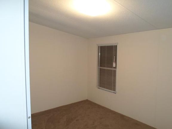 5th image of 120 Lonely Woods Ln