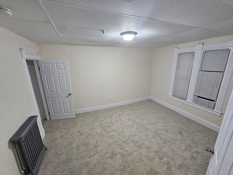 348 Walker St #1 — Photo 41